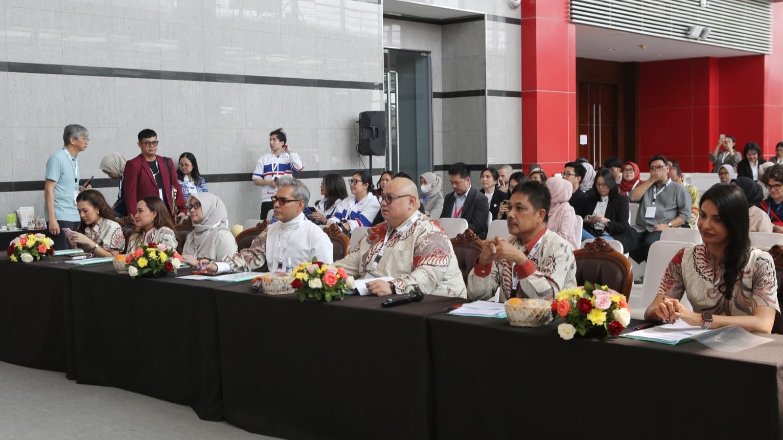 Indonesia Cosmetic Ingredients 2026 exhibition floor at JIEXPO Kemayoran